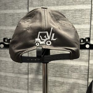 NWOT Men’s gray Norlift hat